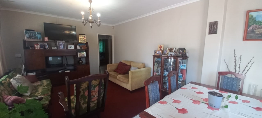 3 Bedroom Property for Sale in Grassy Park Western Cape